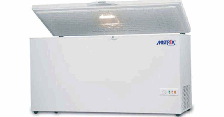 Maximizing Marine Efficiency with 60Hz Chest Freezers